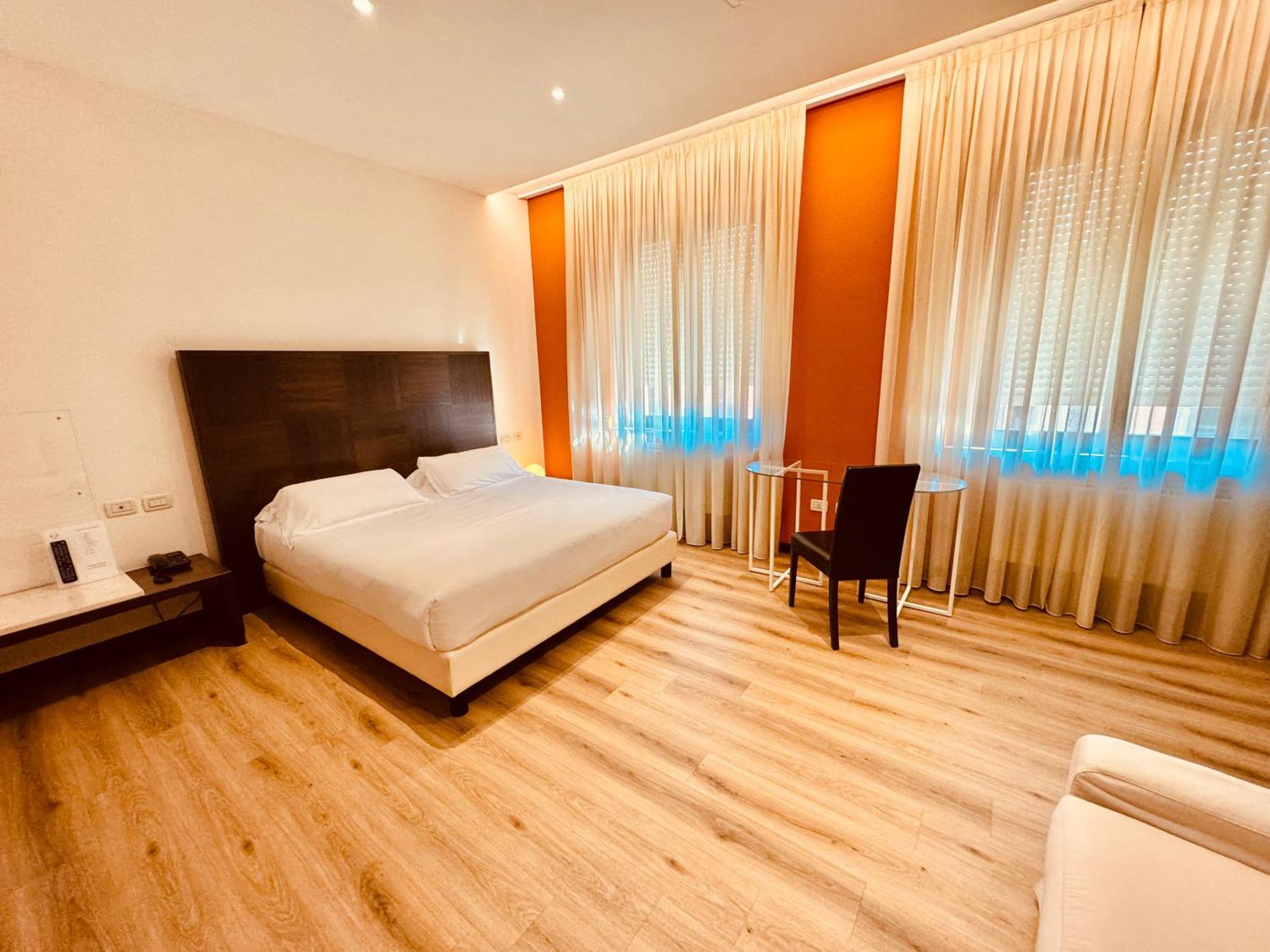 Hotel Pex Mantova Eksteriør bilde