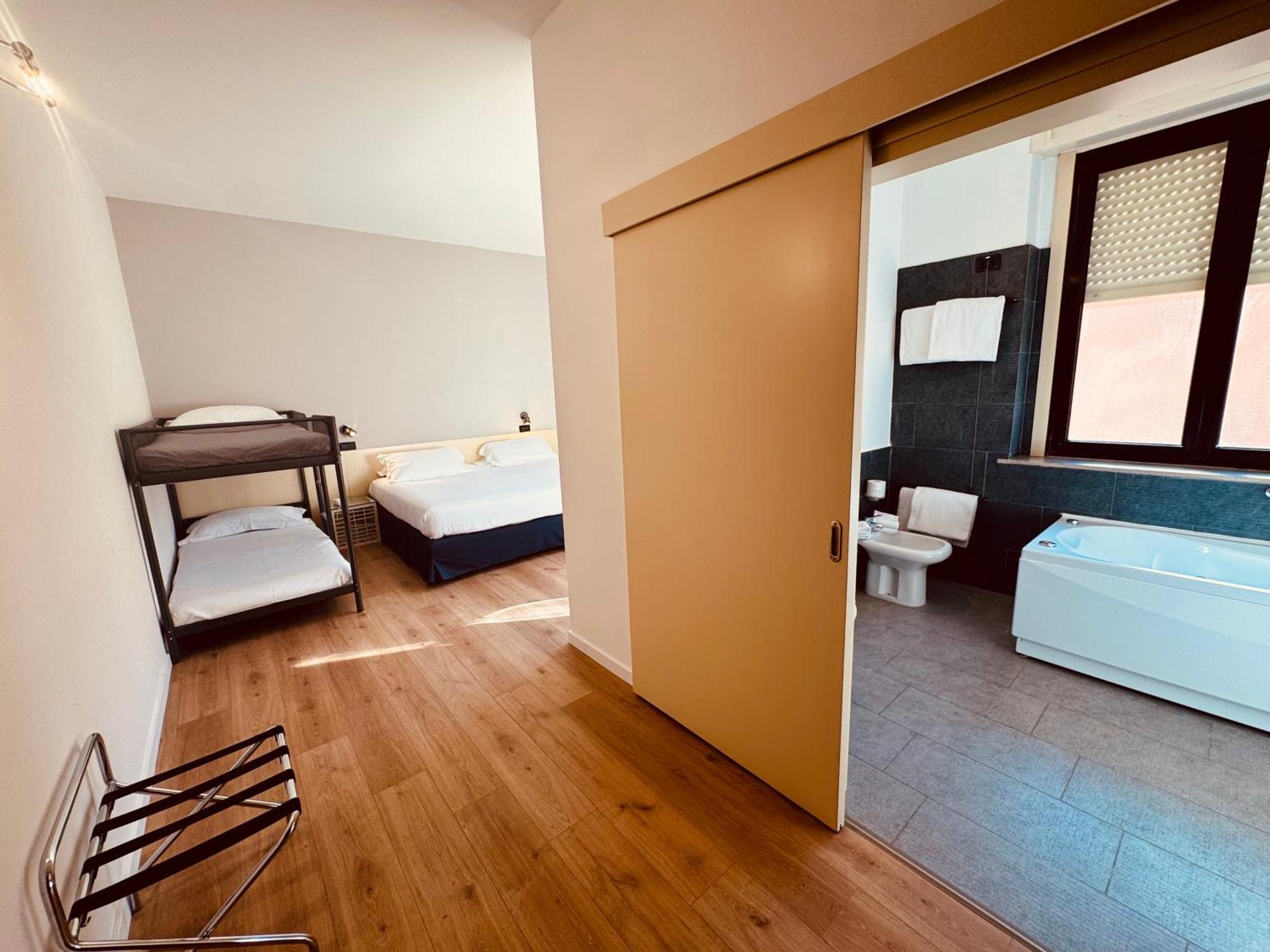Hotel Pex Mantova Eksteriør bilde